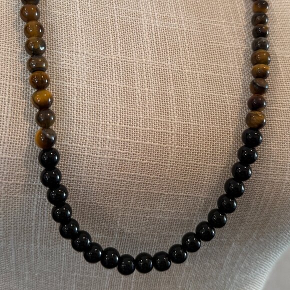 Tiger's Eye Quartz Bead Necklace - Picture 6 of 8